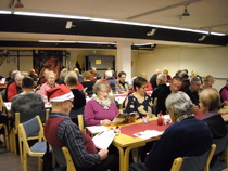 Joulukuun Puurojuhlassa Kulttuurikeskuksessa 2.12-13 mukana 78 jäsentä.